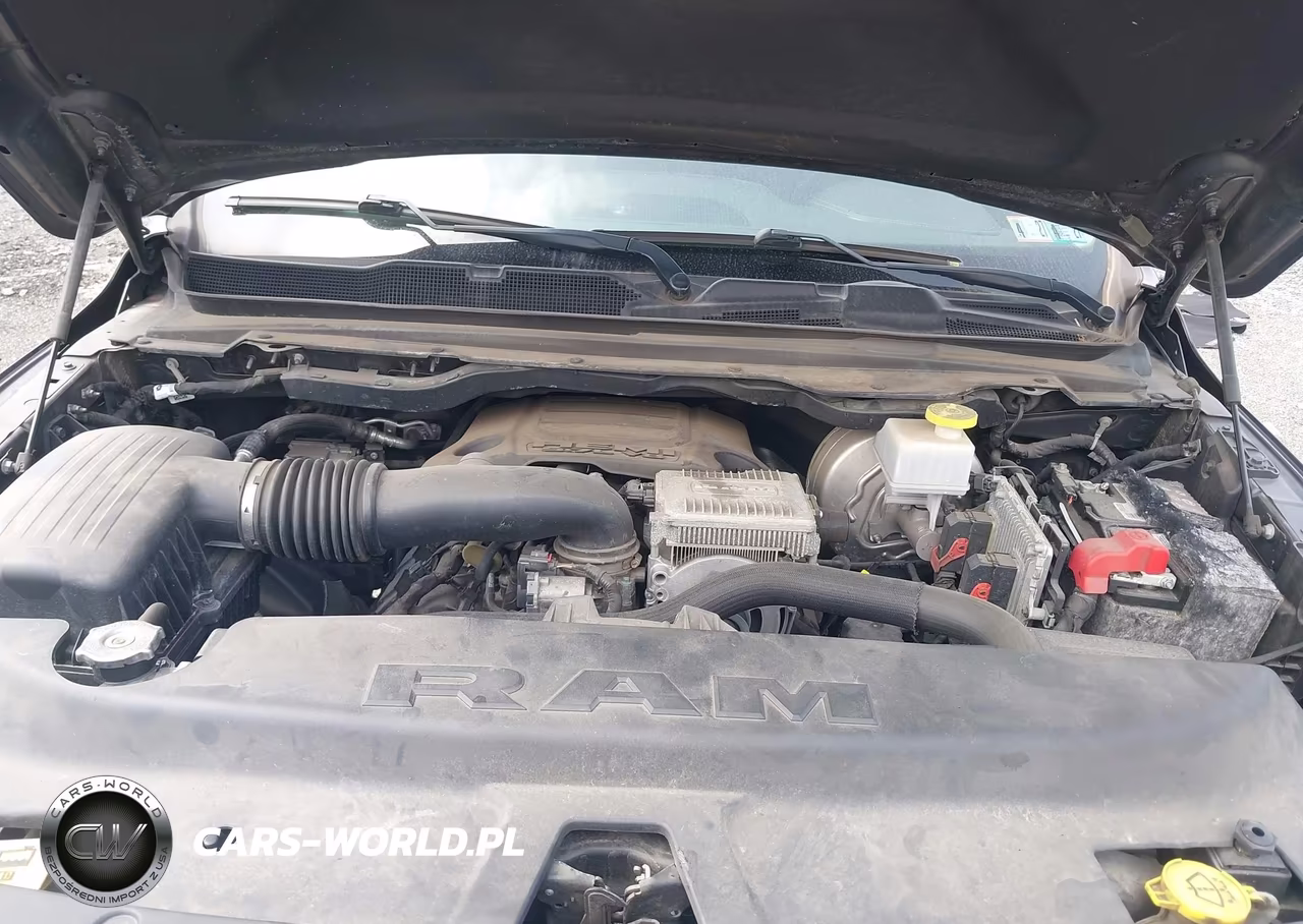 2019 Ram 1500 Laramie 4X4 5'7 Box VIN:1C6SRFJT7KN632193 - 10