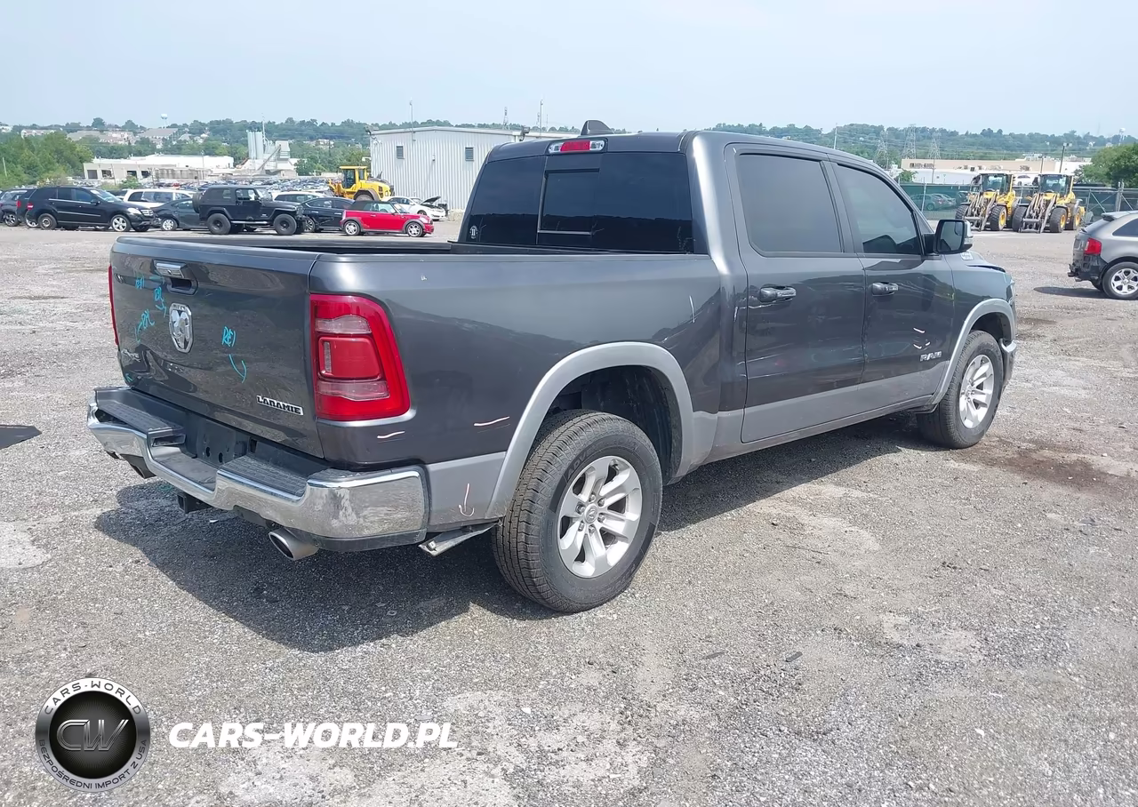 2019 Ram 1500 Laramie 4X4 5'7 Box VIN:1C6SRFJT7KN632193 - 4