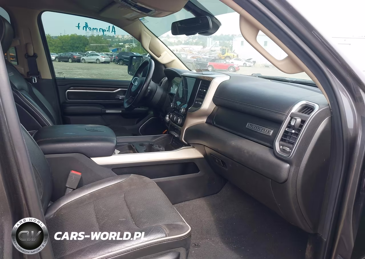 2019 Ram 1500 Laramie 4X4 5'7 Box VIN:1C6SRFJT7KN632193 - 5