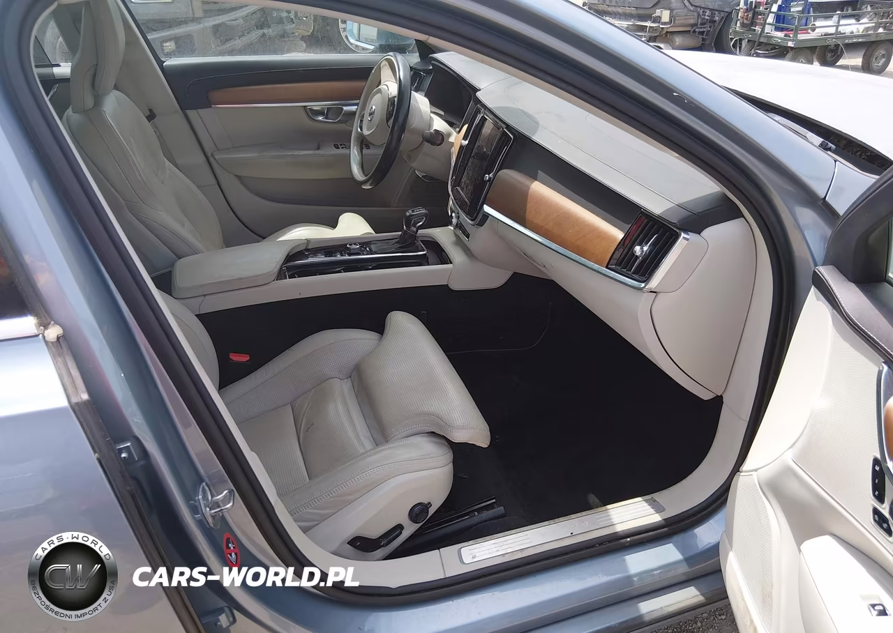 2018 Volvo S90 T6 Inscription VIN:LVY992MLXJP004748 - 4