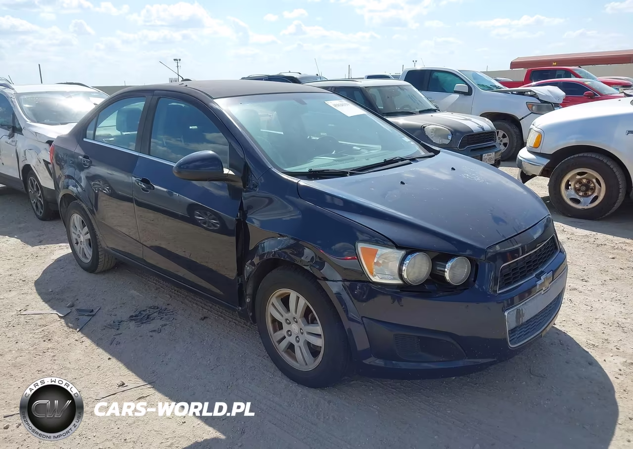 2016 Chevrolet Sonic Lt Auto – zdjęcie 1 z 16