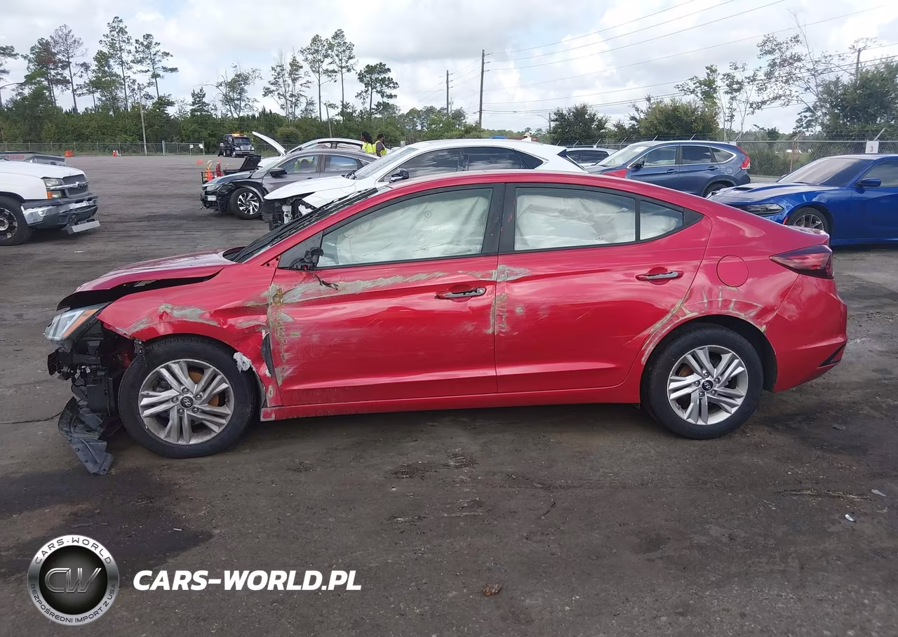 2020 Hyundai Elantra Sel VIN:5NPD84LF4LH566199 - 13