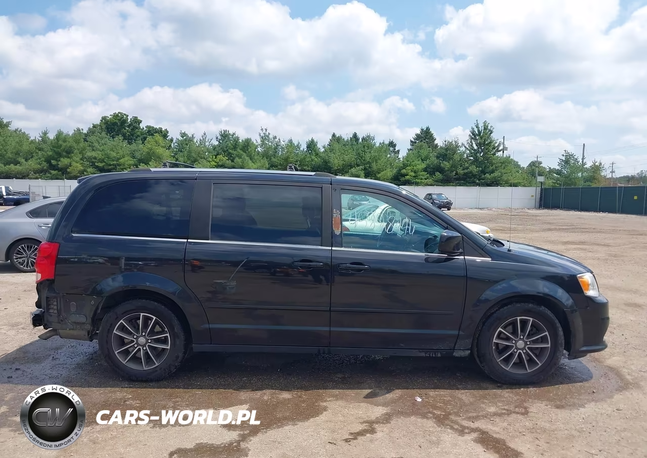 2017 Dodge Grand Caravan Sxt VIN:2C4RDGCG4HR595868 - 14
