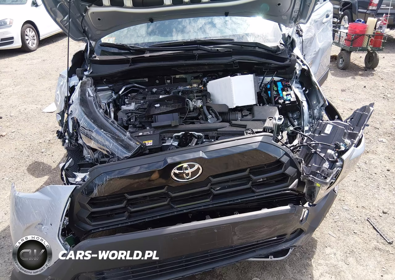 2026 Toyota Corolla Cross Le VIN:7MUBAABG2TV166422 - 10