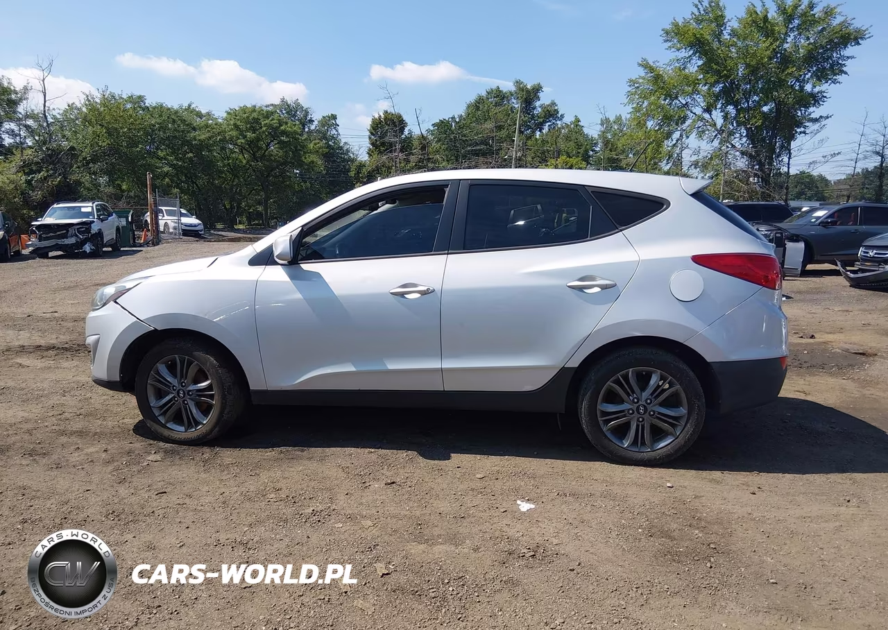 2015 Hyundai Tucson Gls VIN:KM8JT3AF6FU977477 - 14