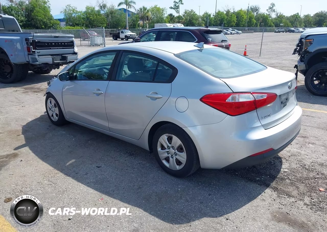 2016 Kia Forte Lx VIN:KNAFK4A64G5576053 - 3
