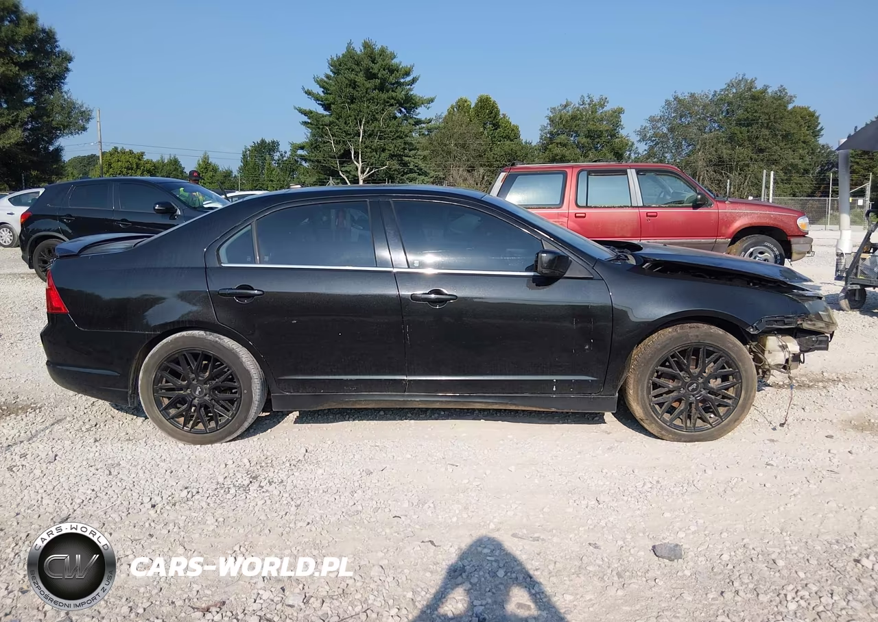 2011 Ford Fusion Sport VIN:3FAHP0KC4BR314524 - 13