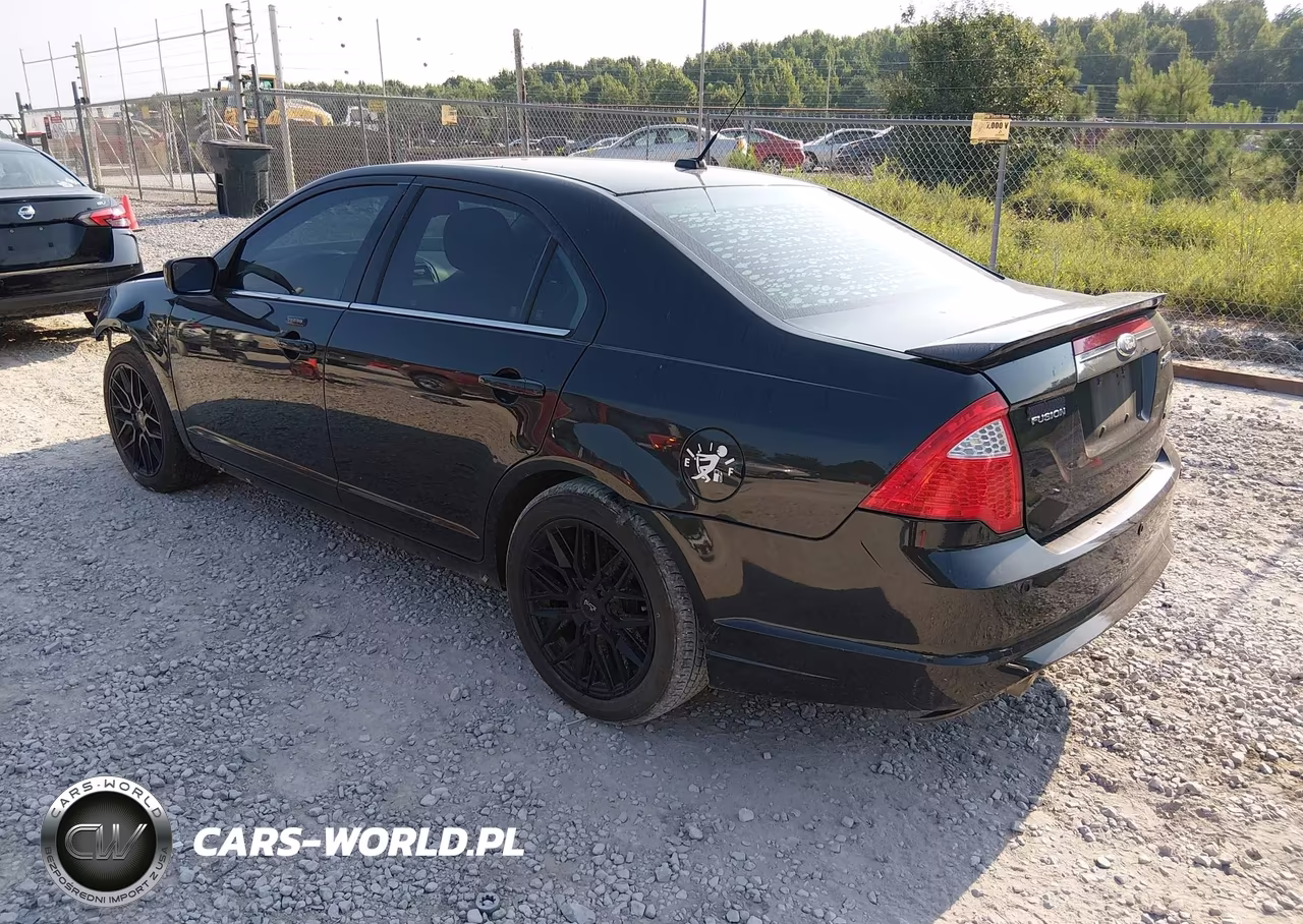 2011 Ford Fusion Sport VIN:3FAHP0KC4BR314524 - 3