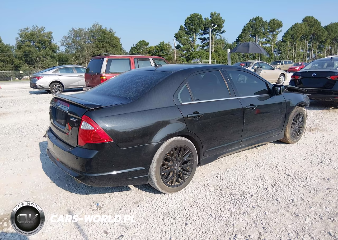2011 Ford Fusion Sport VIN:3FAHP0KC4BR314524 - 4