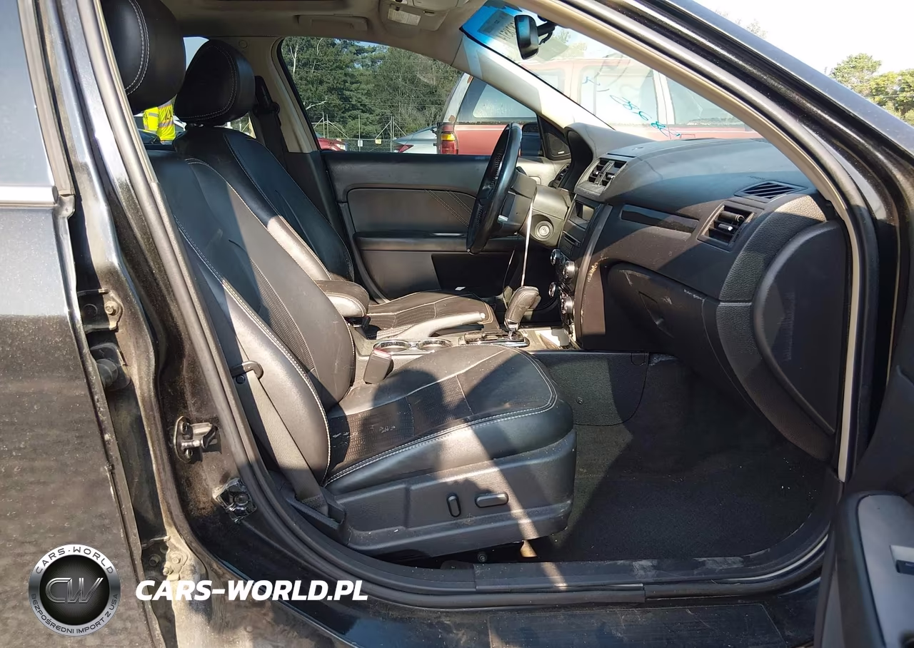 2011 Ford Fusion Sport VIN:3FAHP0KC4BR314524 - 5