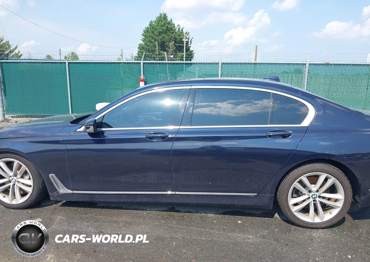 2019 BMW 750I xDrive VIN:WBA7F2C51KB240095 - 14