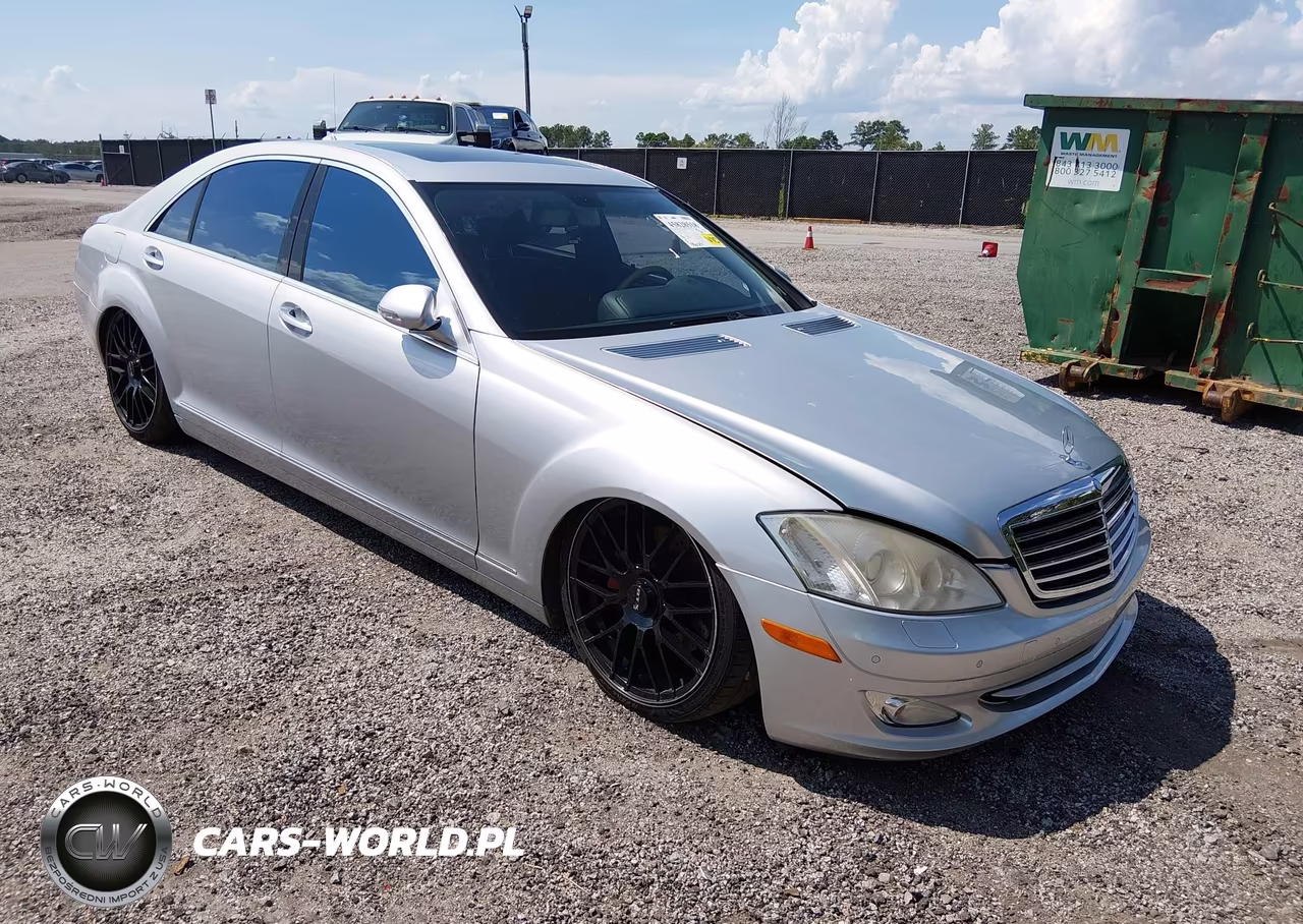 2009 Mercedes-Benz S 550 4Matic