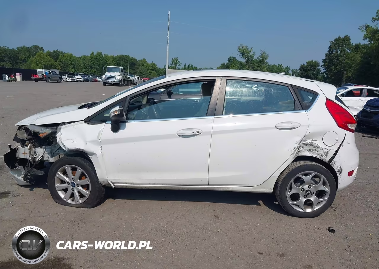 2011 Ford Fiesta Ses VIN:3FADP4FJ3BM124693 - 13