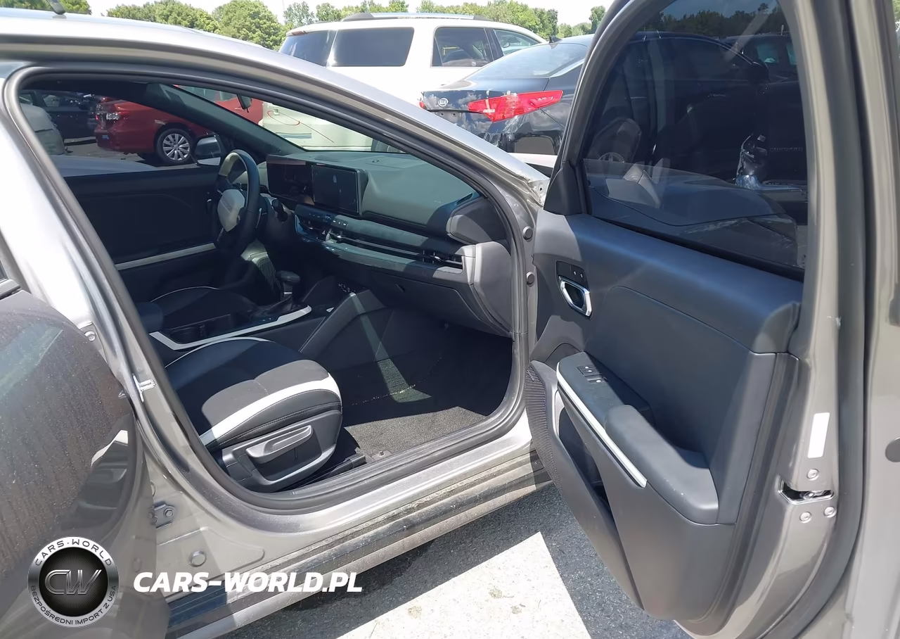 2025 Kia K4 Gt-Line Turbo VIN:3KPFW4DC7SE238961 - 5