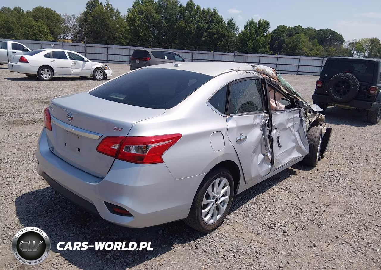 2018 Nissan Sentra Sv VIN:3N1AB7AP3JL644988 - 4