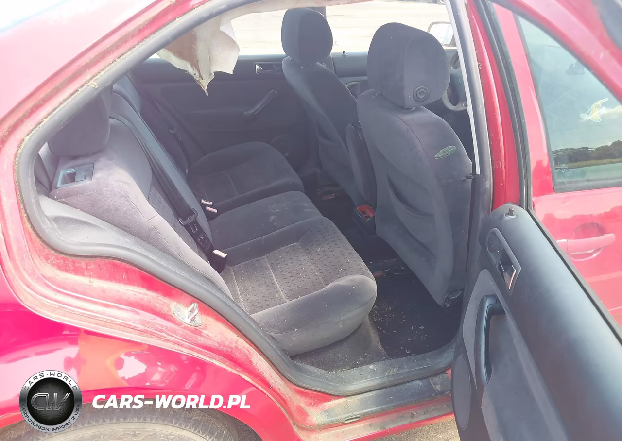 2002 Volkswagen Jetta Gls Tdi VIN:3VWSP69M12M068415 - 8