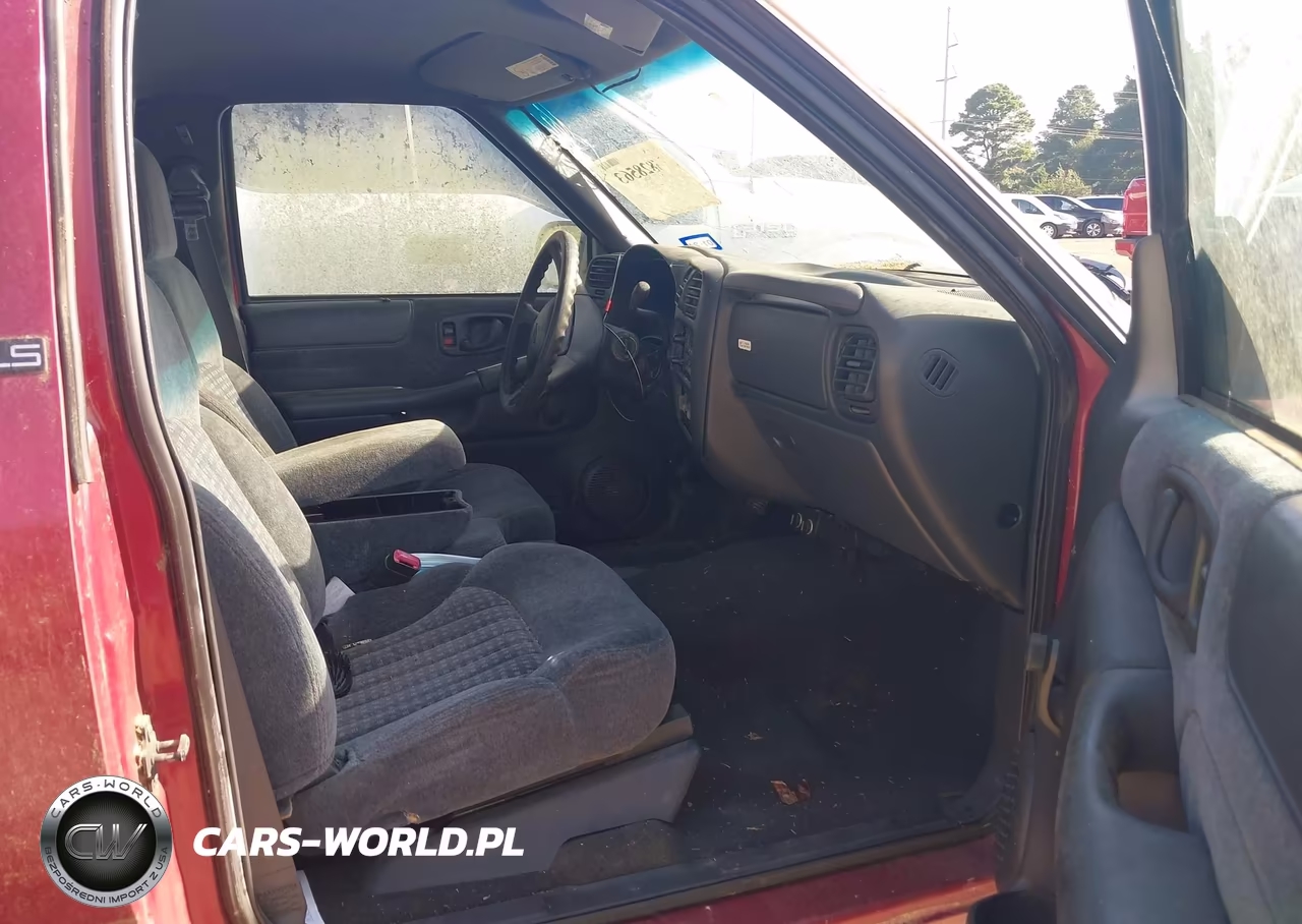 1999 Chevrolet S-10 Ls VIN:1GCCS14X7XK146057 - 8