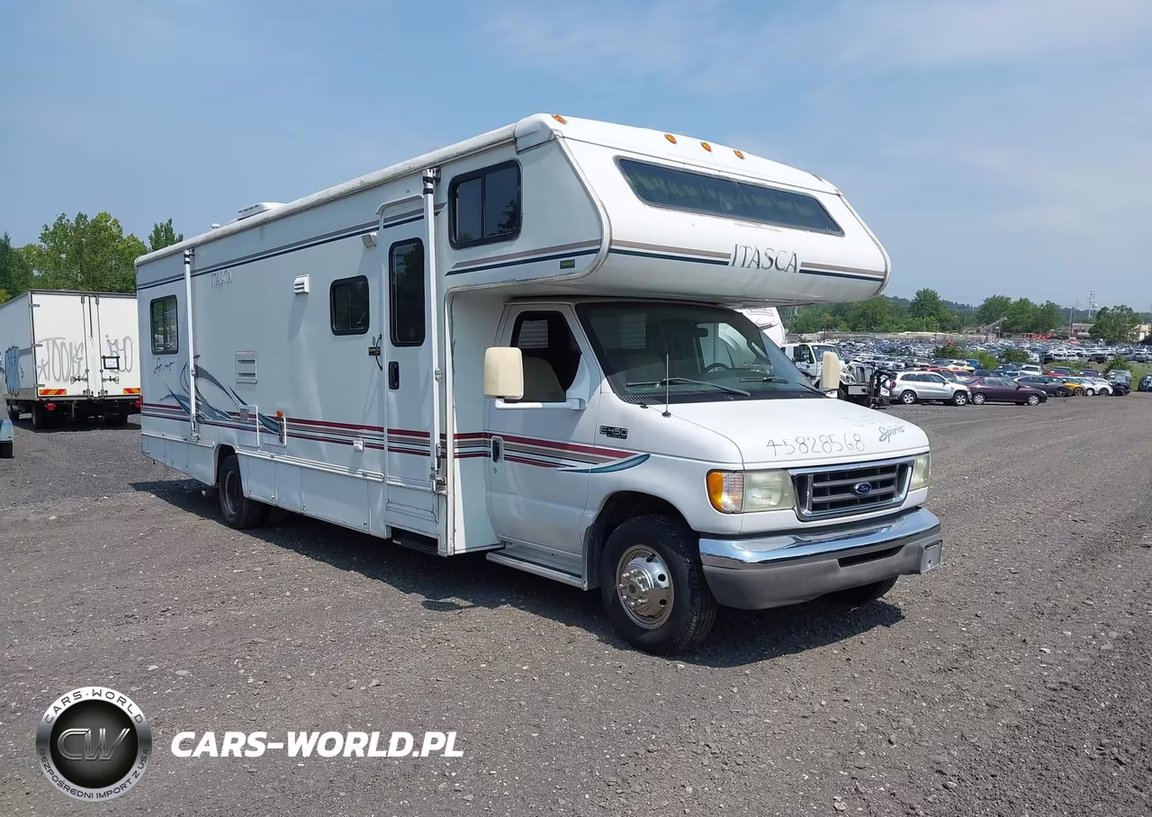 2003 Ford E-450 Cutaway Standard