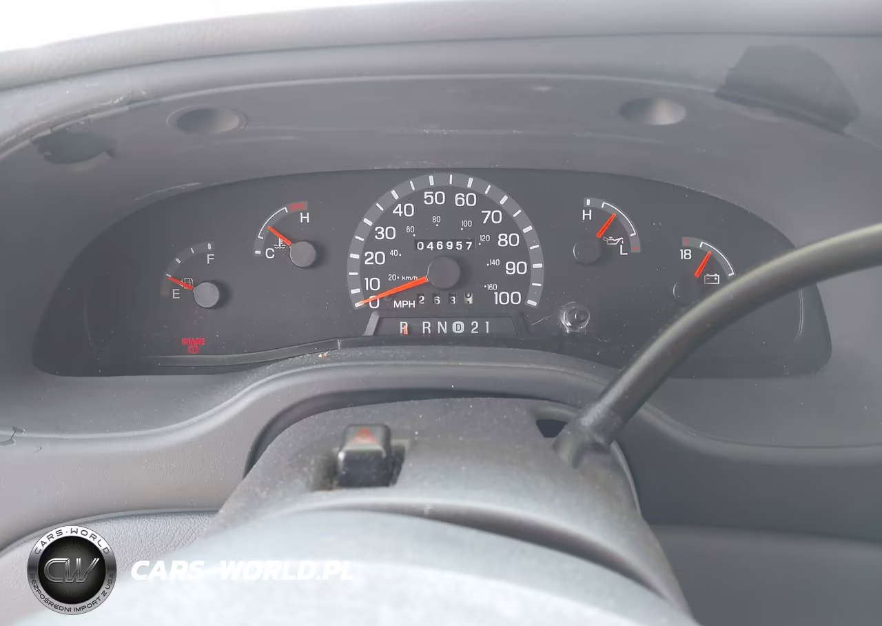 2003 Ford E-450 Cutaway Standard VIN:1FDXE45S03HA17240 - 5
