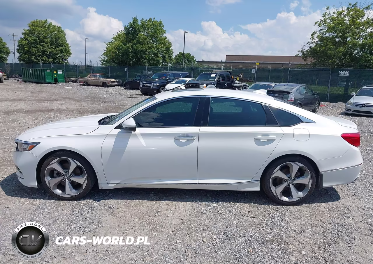 2020 Honda Accord Touring VIN:1HGCV2F95LA018073 - 14