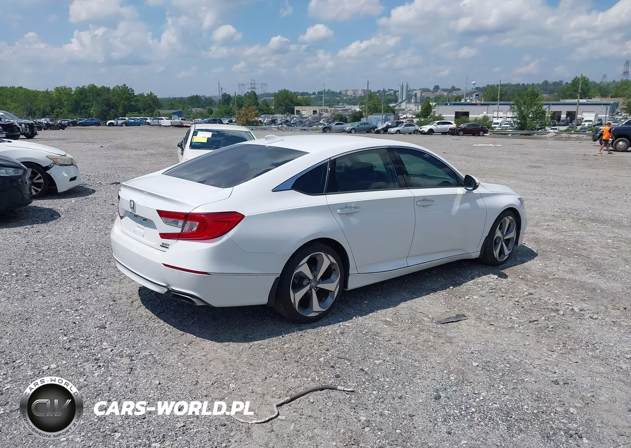 2020 Honda Accord Touring VIN:1HGCV2F95LA018073 - 4