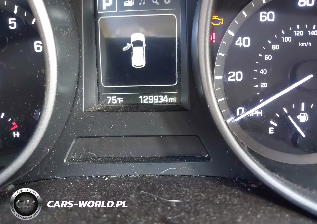 2017 Hyundai Santa Fe Sport 2.4L VIN:5NMZU3LB7HH032322 - 7
