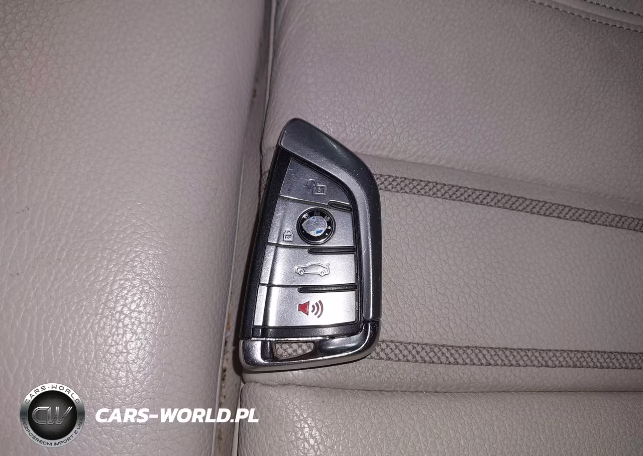 2018 BMW 530E xDrive Iperformance VIN:WBAJB1C58JB374466 - 11
