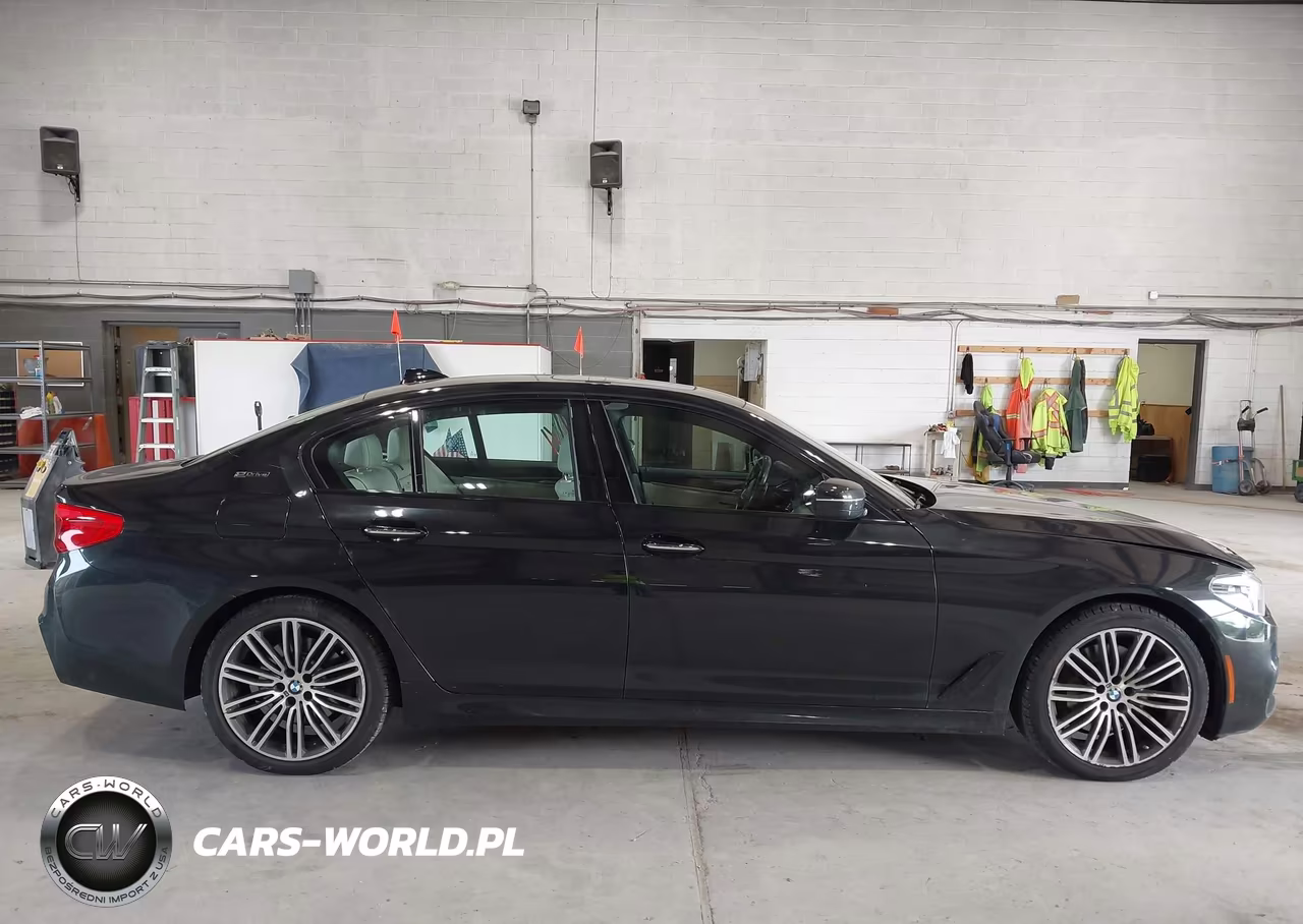 2018 BMW 530E xDrive Iperformance VIN:WBAJB1C58JB374466 - 13