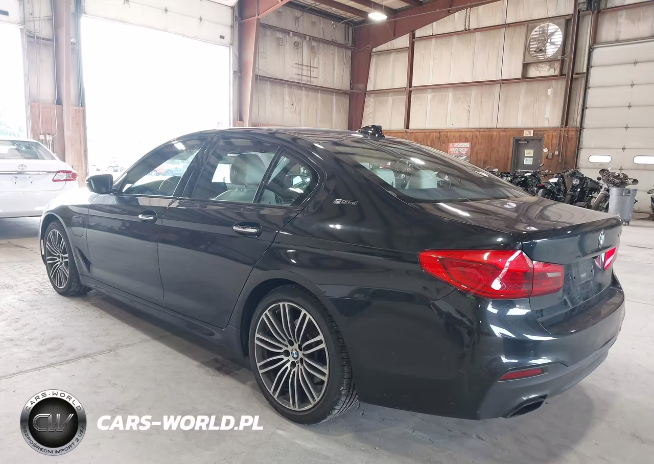 2018 BMW 530E xDrive Iperformance VIN:WBAJB1C58JB374466 - 3