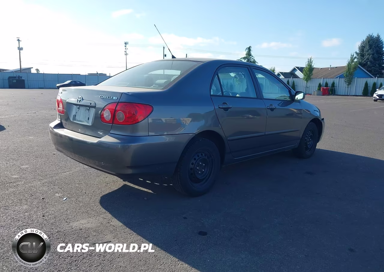 2007 Toyota Corolla Le VIN:1NXBR32E97Z867372 - 4