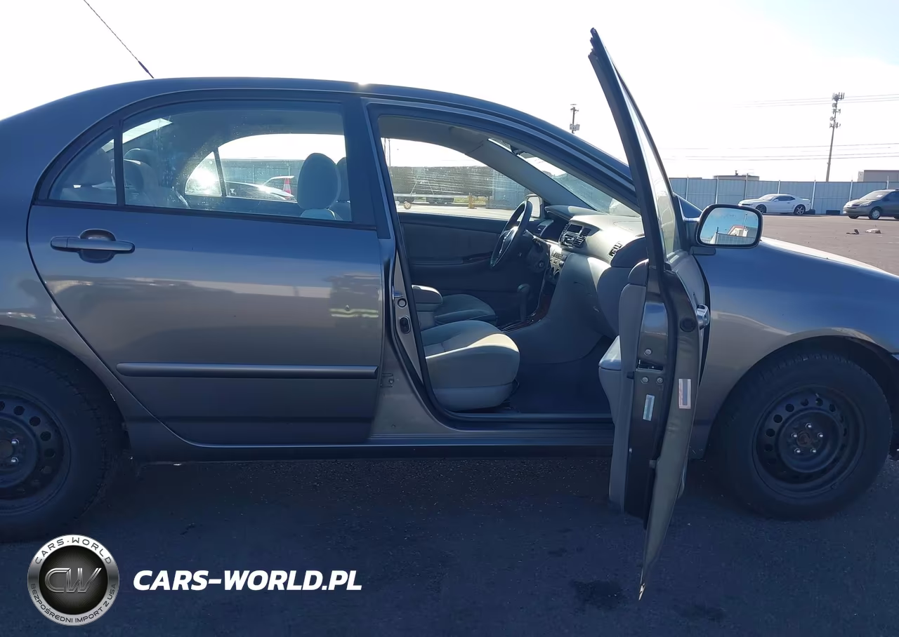 2007 Toyota Corolla Le VIN:1NXBR32E97Z867372 - 5