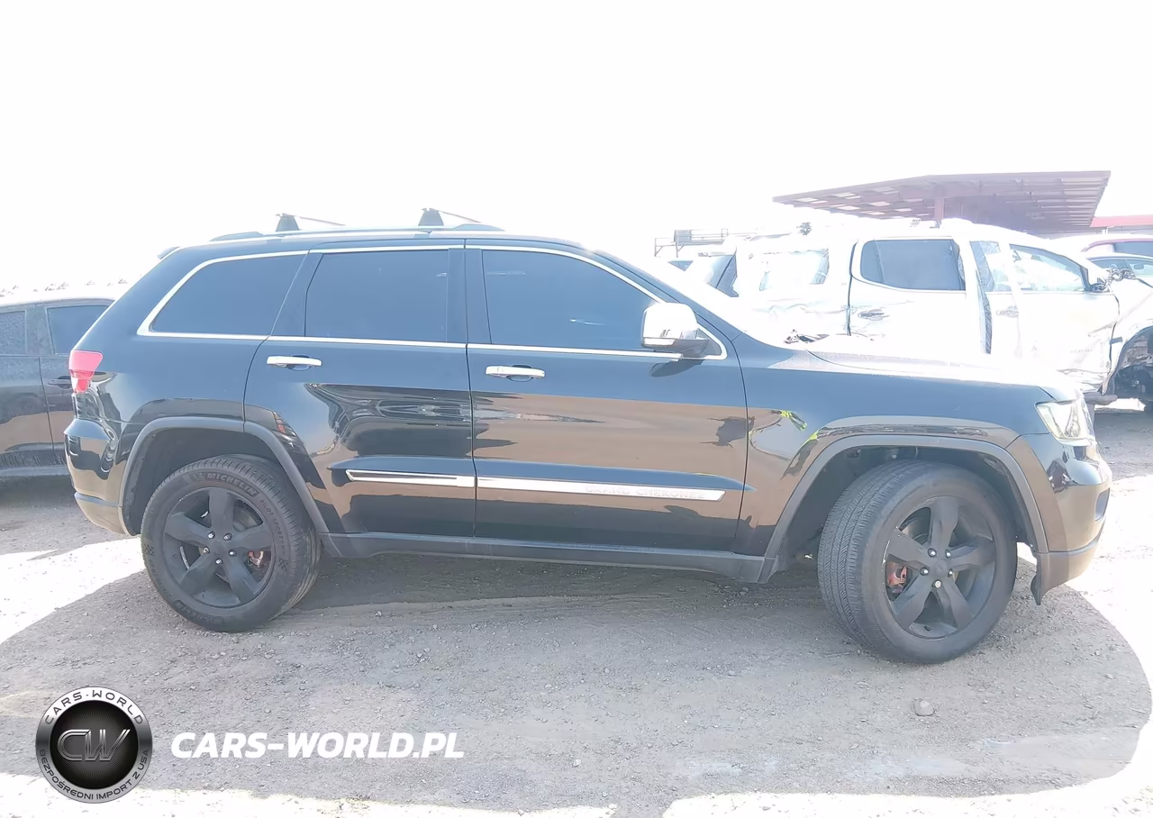 2013 Jeep Grand Cherokee Overland VIN:1C4RJFCT3DC524132 - 13