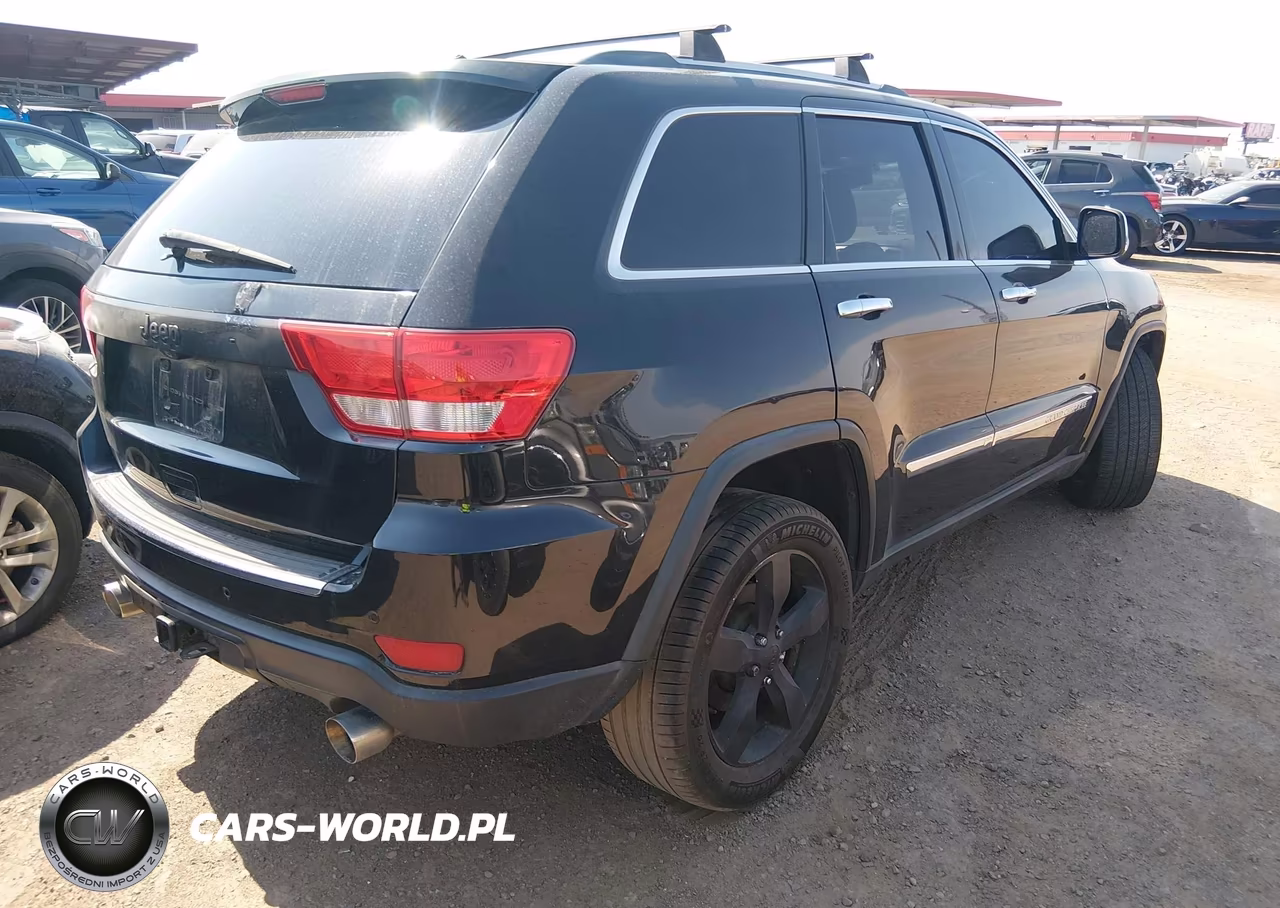 2013 Jeep Grand Cherokee Overland VIN:1C4RJFCT3DC524132 - 4