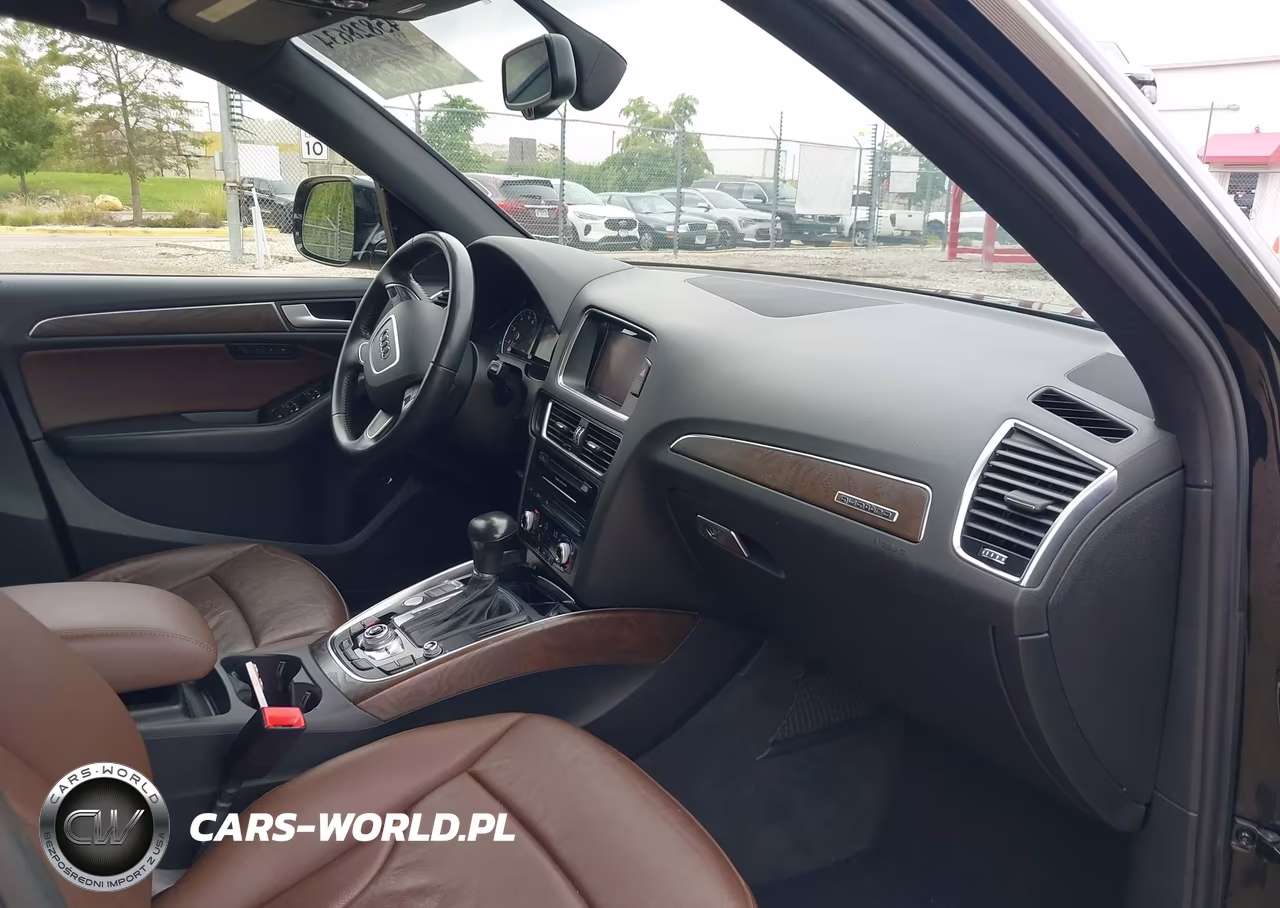 AUDI Q5 PREMIUM VIN:WA1LFAFP2FA076273 - 5