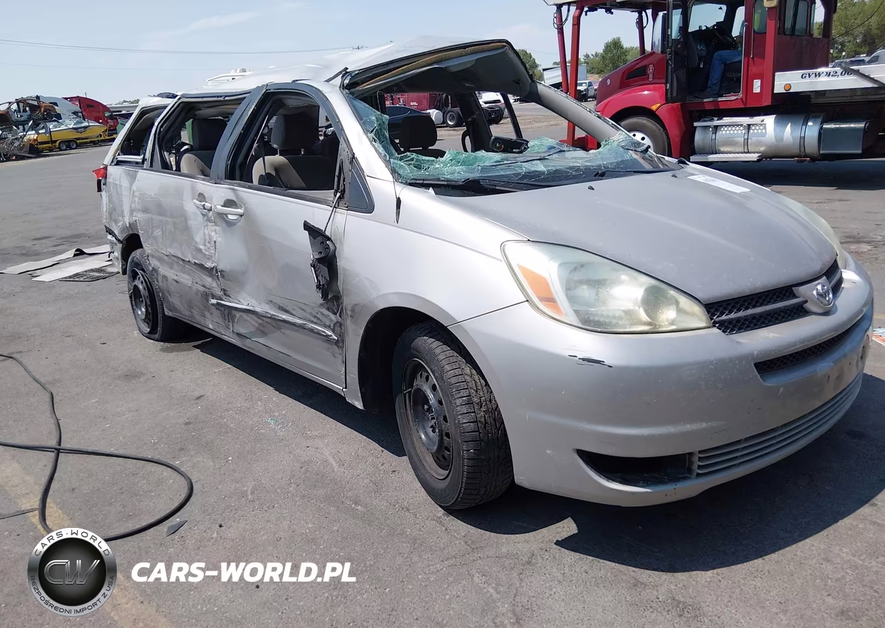 2004 Toyota Sienna Le