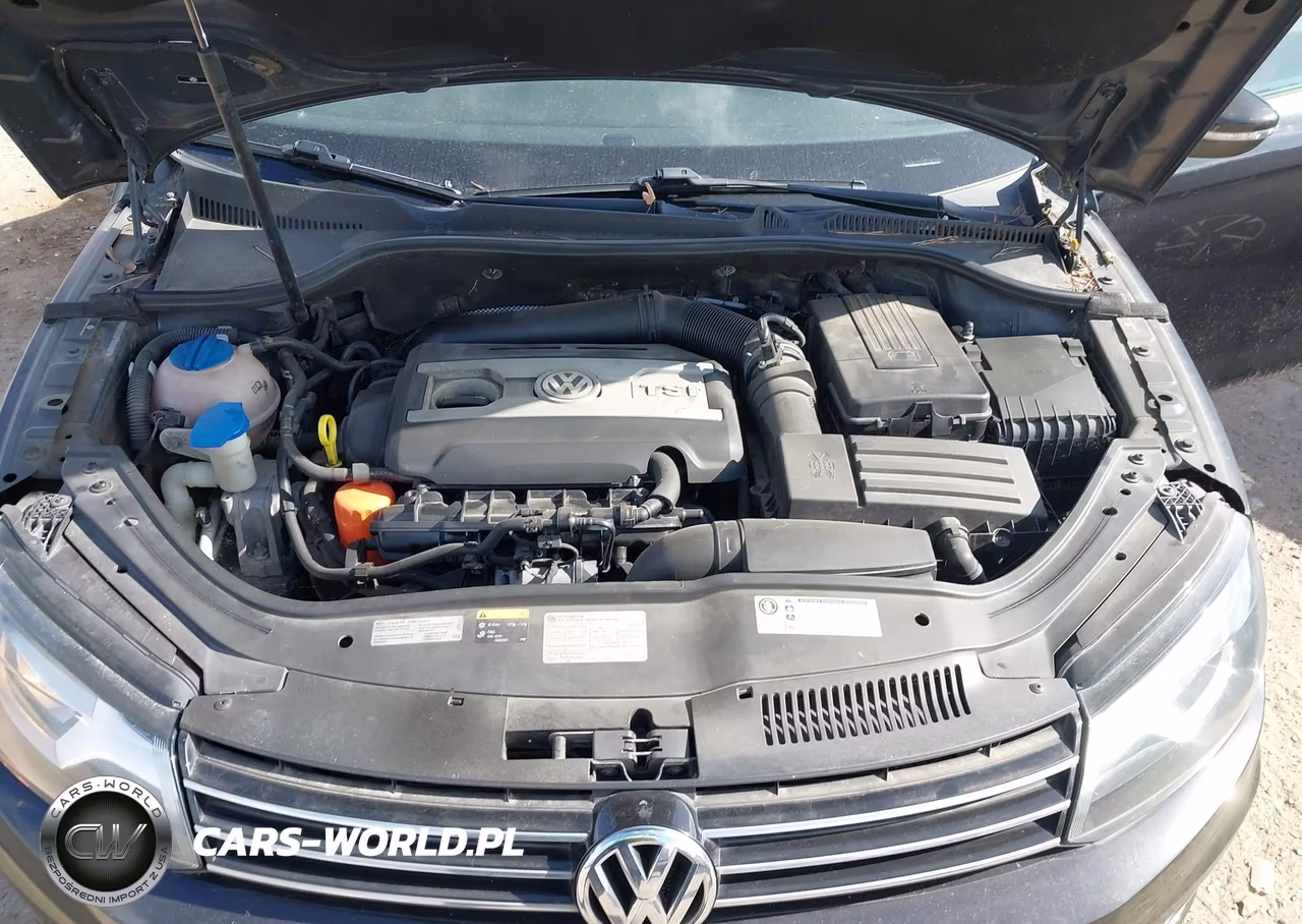 2015 Volkswagen Eos Komfort Edition VIN:WVWBW8AH5FV000467 - 10