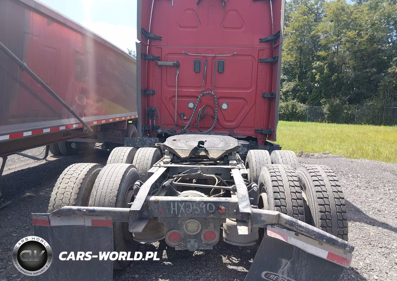 2017 Freightliner Cascadia 125 VIN:1FUJGLDR3HLHX2590 - 18