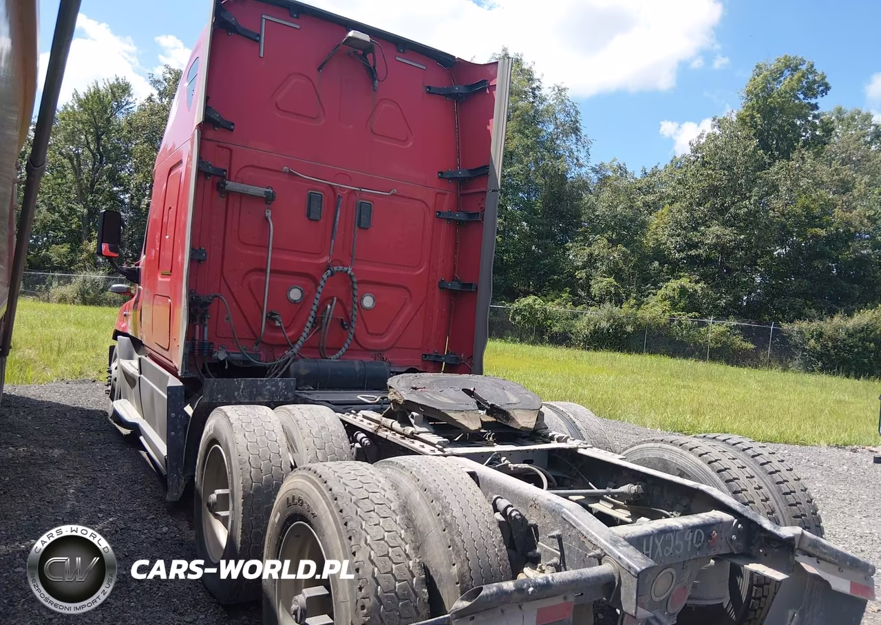 2017 Freightliner Cascadia 125 VIN:1FUJGLDR3HLHX2590 - 3