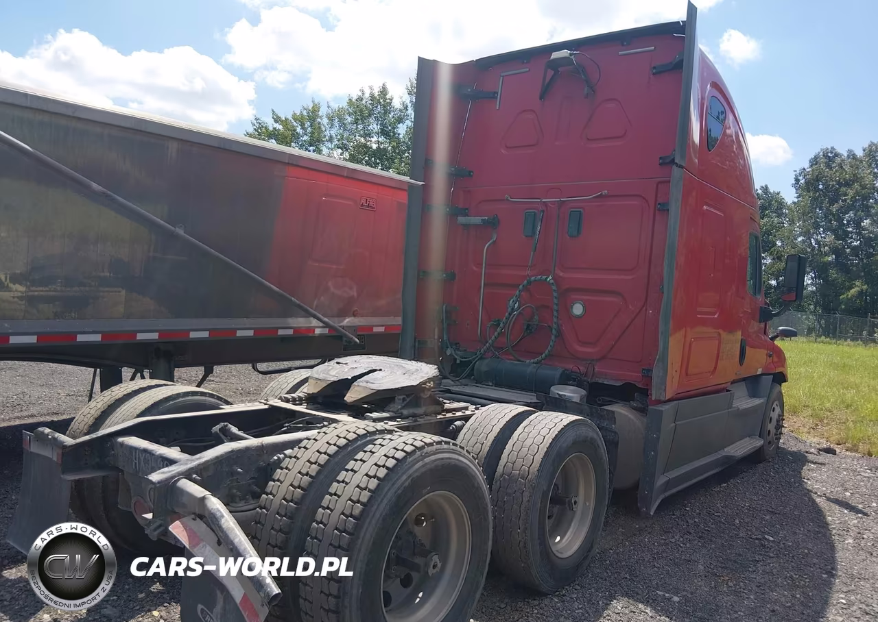 2017 Freightliner Cascadia 125 VIN:1FUJGLDR3HLHX2590 - 4