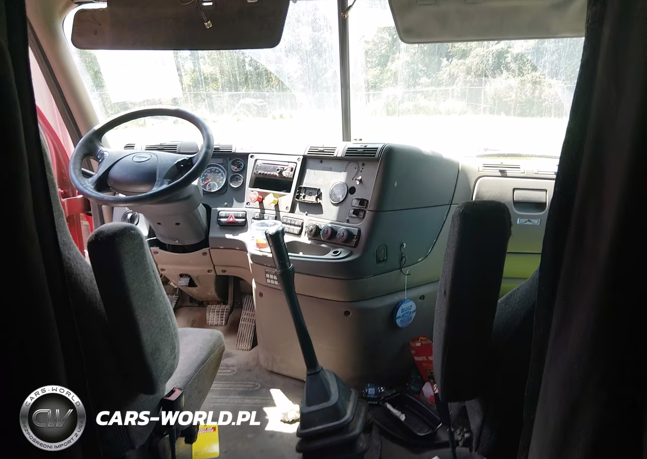 2017 Freightliner Cascadia 125 VIN:1FUJGLDR3HLHX2590 - 6