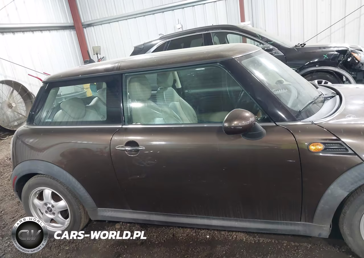 2011 Mini Cooper VIN:WMWSU3C51BTX96441 - 13