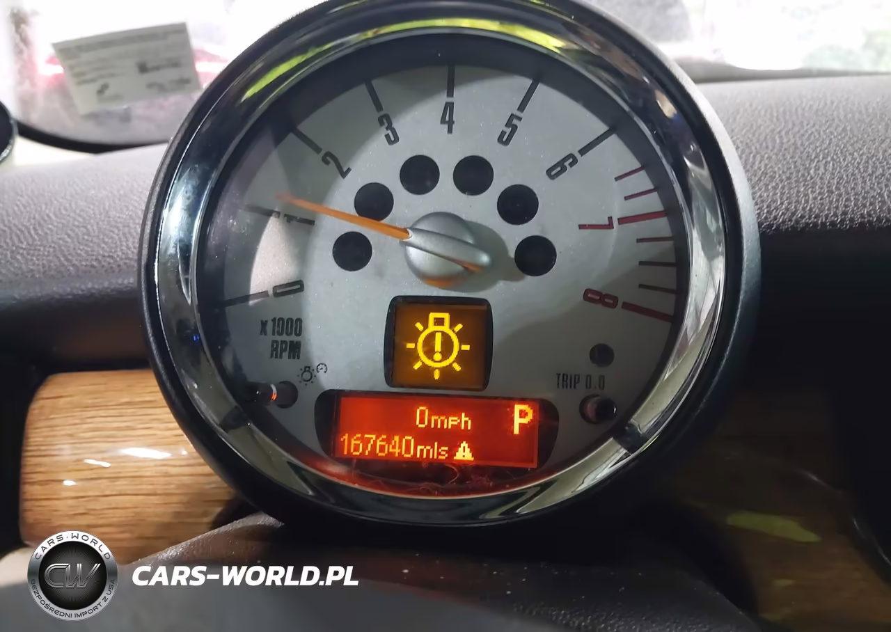 2011 Mini Cooper VIN:WMWSU3C51BTX96441 - 7