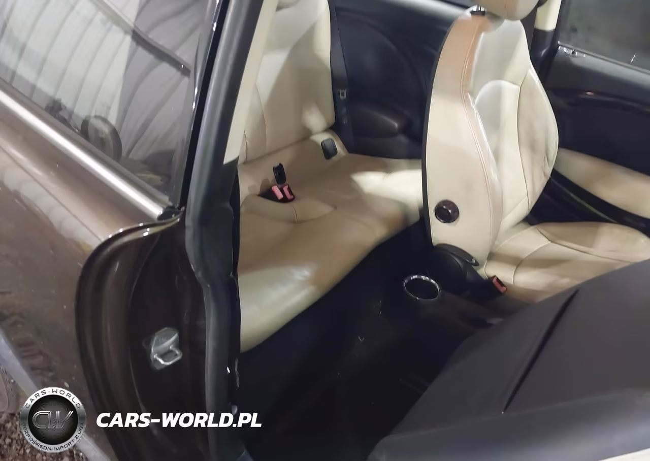 2011 Mini Cooper VIN:WMWSU3C51BTX96441 - 8