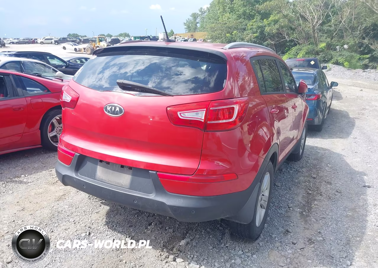 2012 Kia Sportage Lx VIN:KNDPB3A22C7349361 - 4