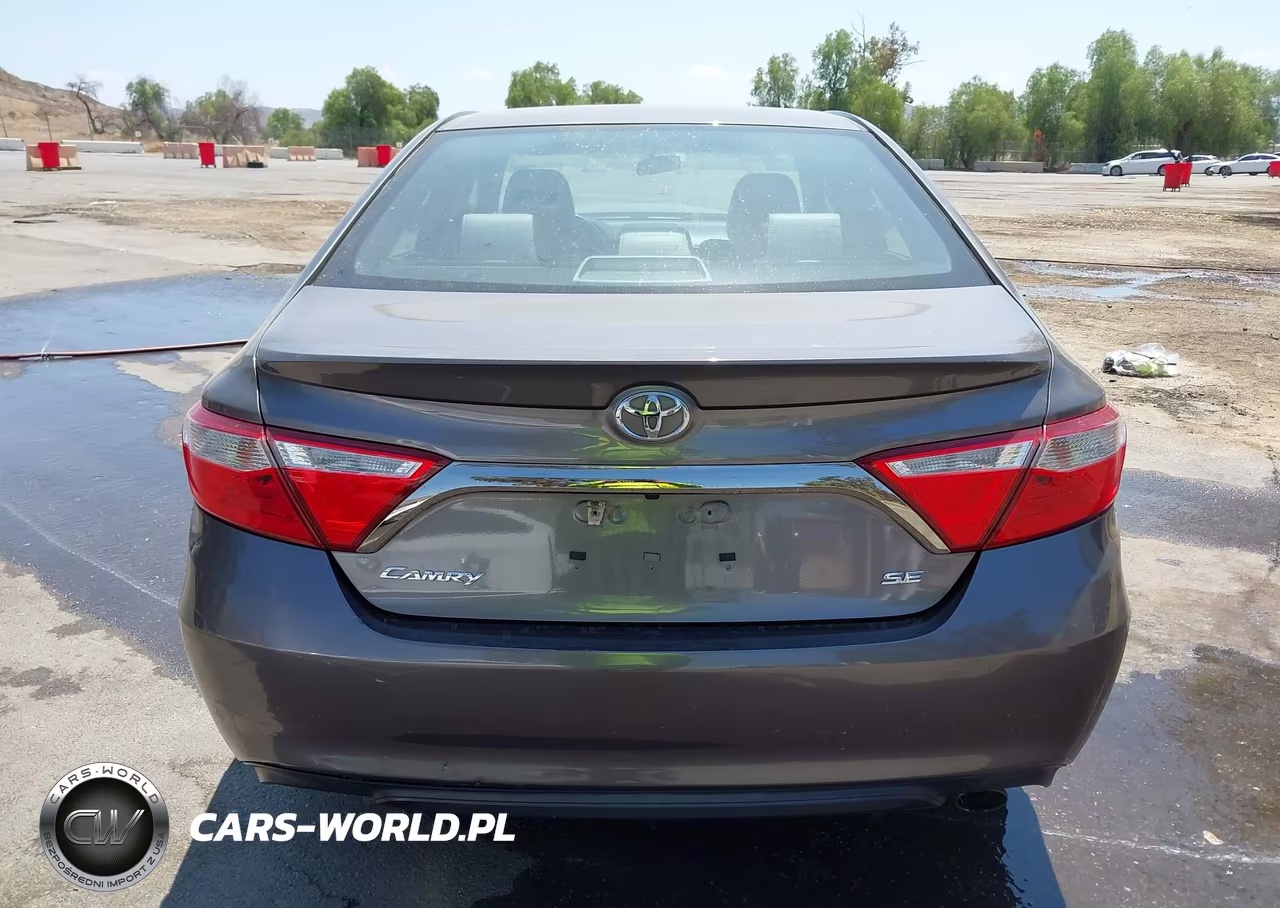2017 Toyota Camry Se VIN:4T1BF1FK0HU761911 - 16