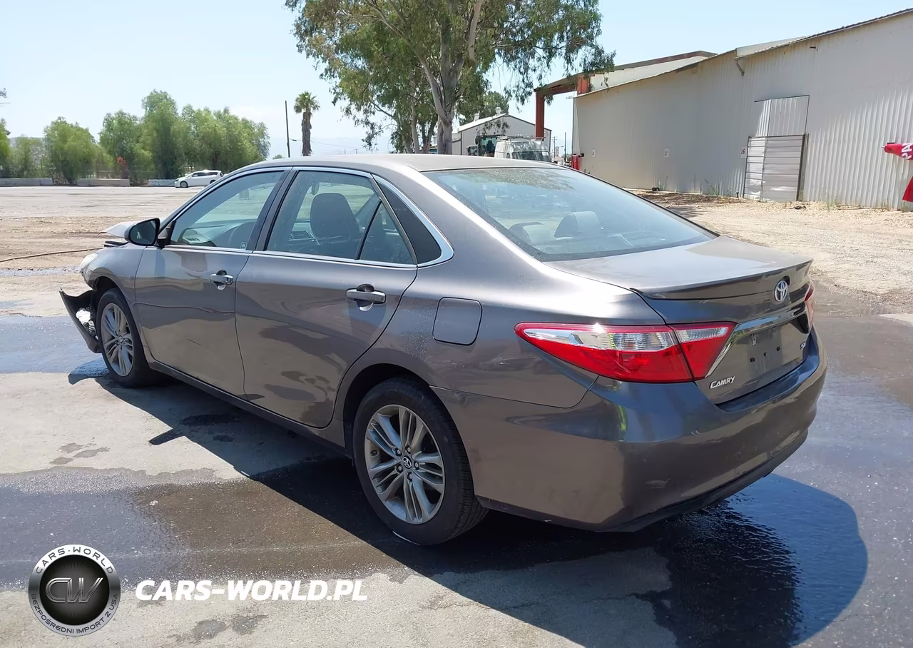 2017 Toyota Camry Se VIN:4T1BF1FK0HU761911 - 3