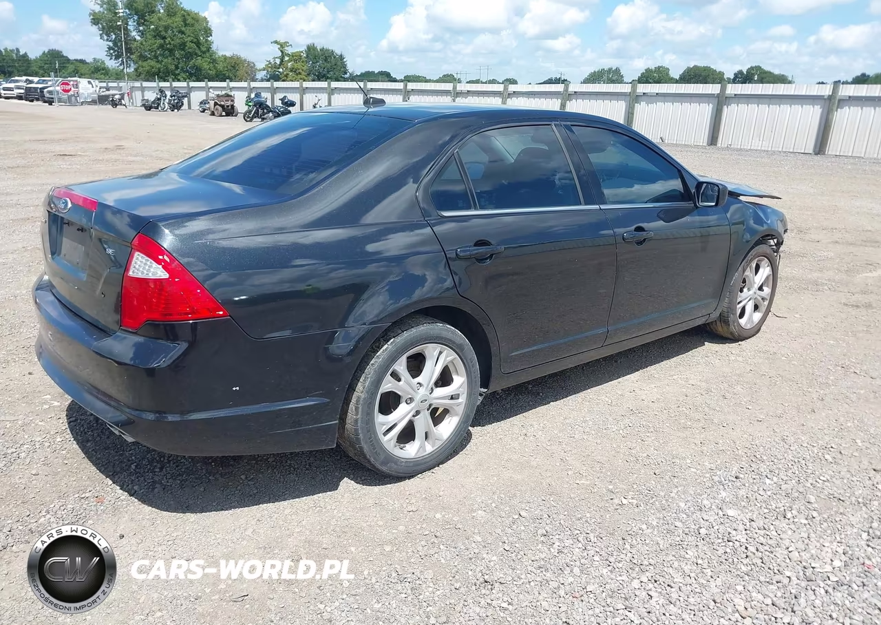 2012 Ford Fusion Se VIN:3FAHP0HA9CR269216 - 4