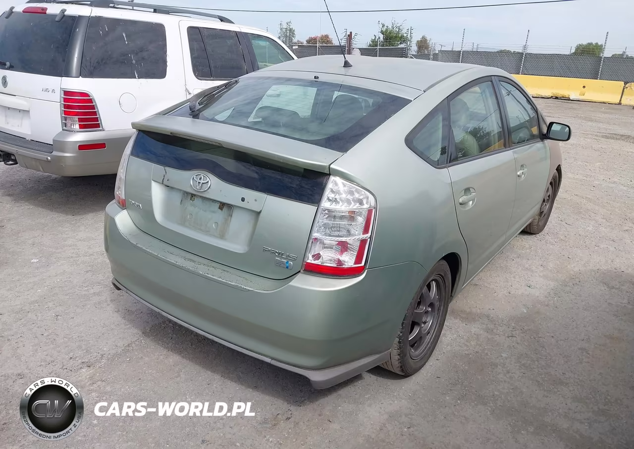 2008 Toyota Prius Touring VIN:JTDKB20U283312705 - 4