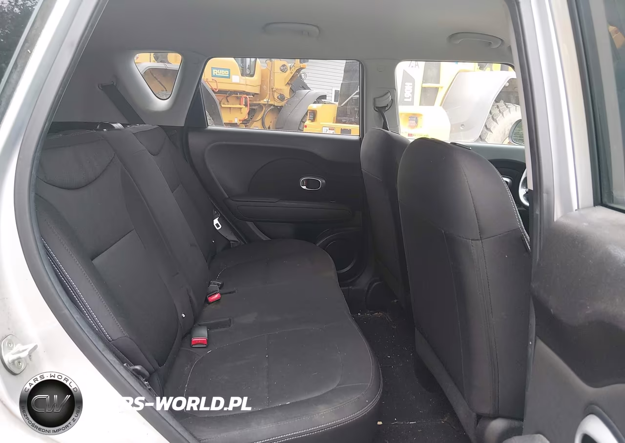 2018 Kia Soul VIN:KNDJN2A21J7547241 - 8