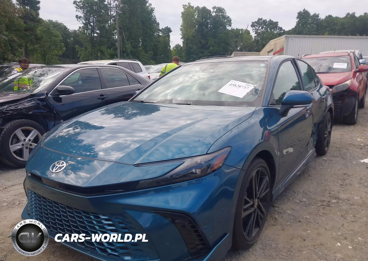 2025 Toyota Camry Xse VIN:4T1DAACK2SU137367 - 2